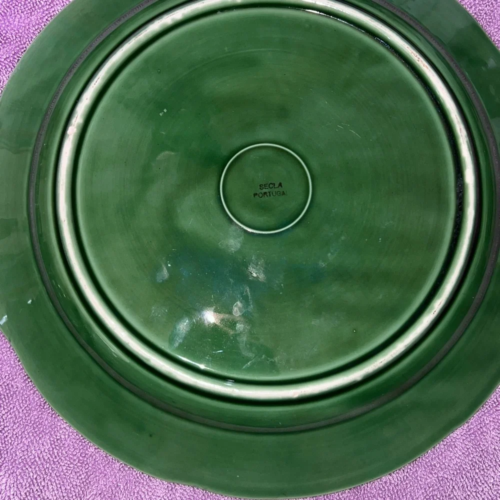 Secla green cabbage leaf dish - Picture 7 of 9